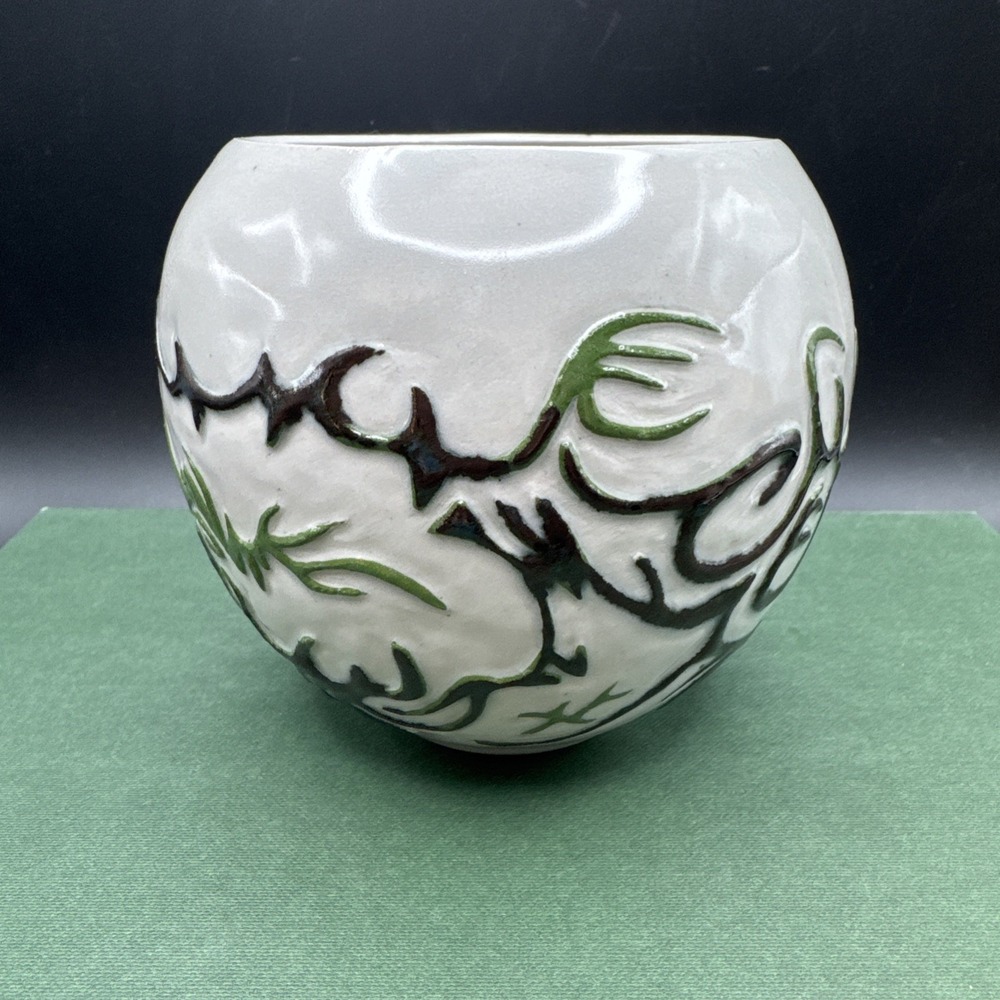 Studio Art Pottery Vase BF Gillen Incised Raised Black Green Abstract Design 5" - Picture 3 of 16